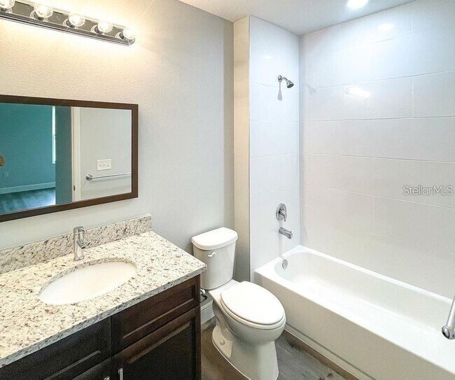 Foto del edificio - 1030 NW 57th Ct