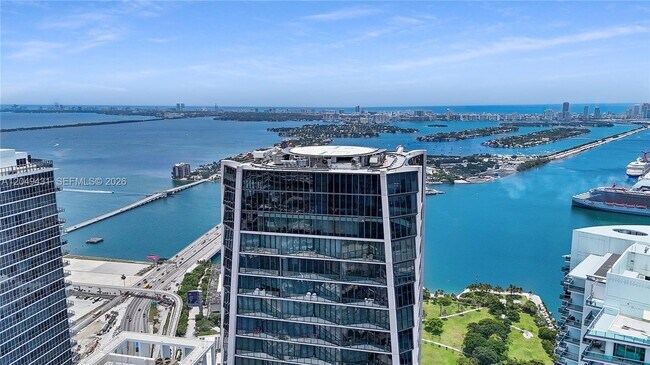 Foto del edificio - 1000 Biscayne Blvd
