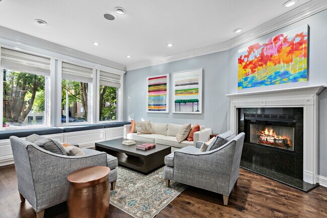 Foto del edificio - 2326 W Charleston St