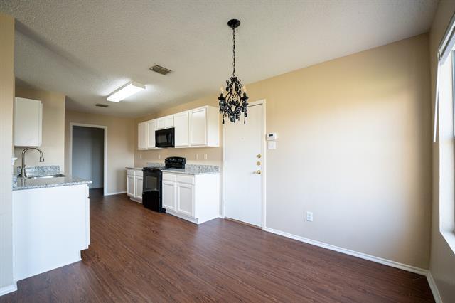 Foto del edificio - 1556 Glenwick Dr