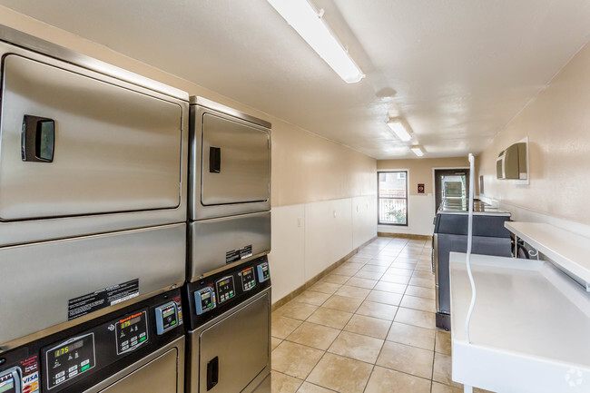 Laundry Room - Courtyard @ The Corner