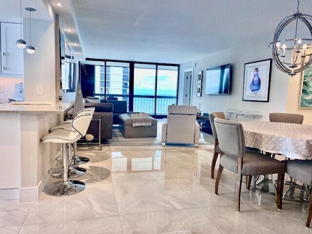 Foto del edificio - 5380 N Ocean Dr