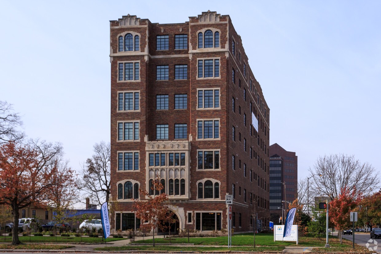 Wyndham Apartments Apartments Indianapolis, IN