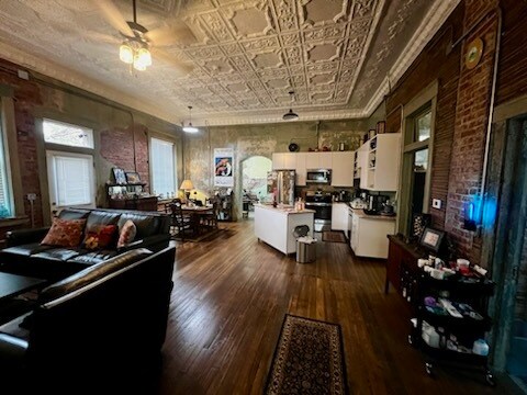 Foto del edificio - 634 N King St