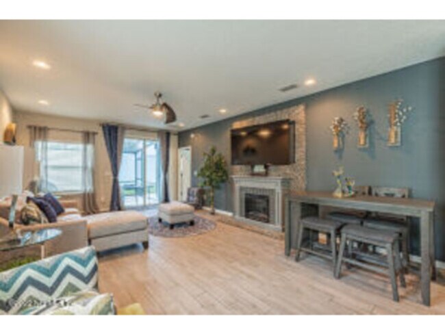 Beautiful, new construction home for Rent! photo'