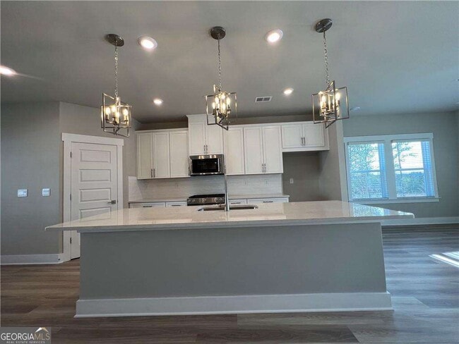 Building Photo - 1061 Knoxboro Ln