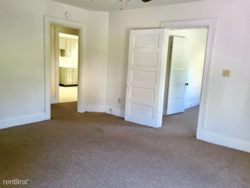 519 Sidney St, Greensburg, PA 15601 Room for Rent in Greensburg, PA