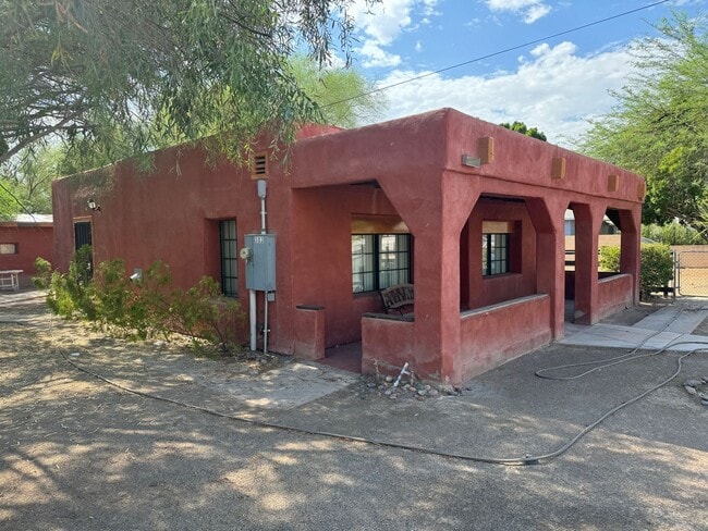 Foto del edificio - 313 S Magnolia Ave