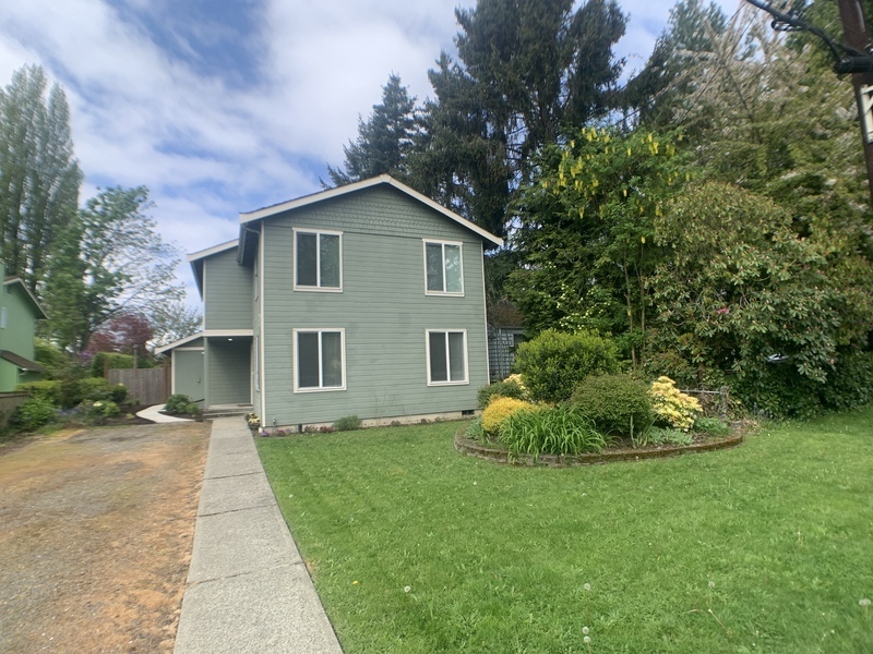 Foto principal - 9221 2nd Ave NW