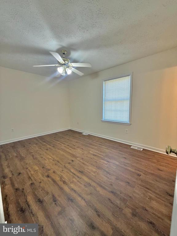 Building Photo - 11516 Woodland View Dr