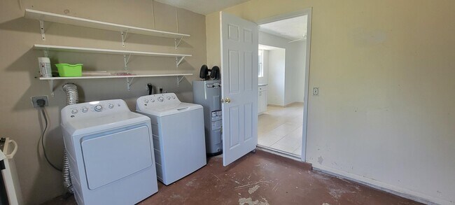 Foto del edificio - 1502 SE Hearne Ct