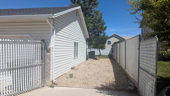Building Photo - 1188 W 1700 N