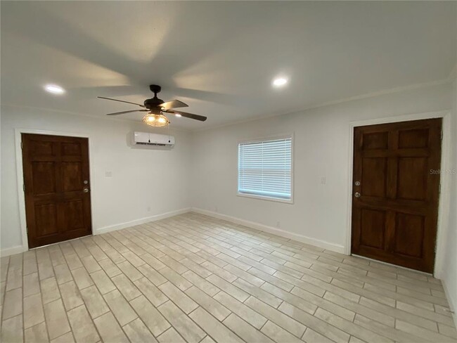 Building Photo - 1709 Fairview Shores Dr