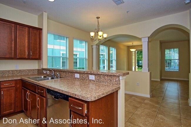 Building Photo - 10239 Lake District Ln