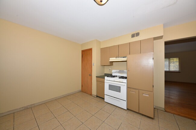 Building Photo - 4409 N 88th St