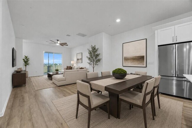 Building Photo - 9305 Luminary Blvd