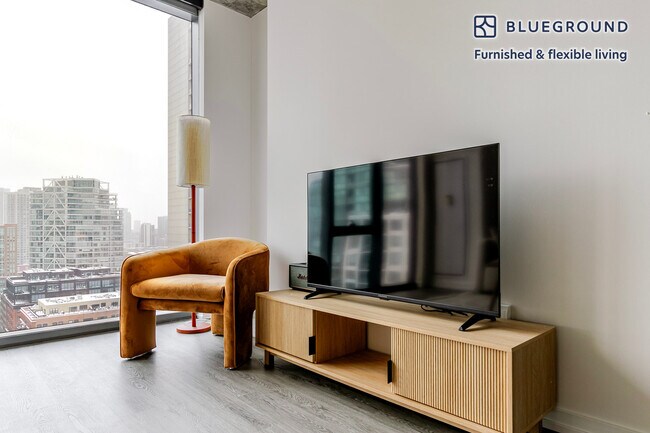 Foto del edificio - 460 W Chicago Ave