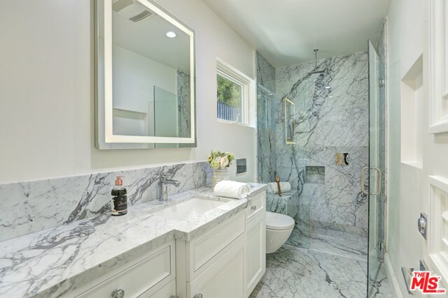 Foto del edificio - 616 N Arden Dr