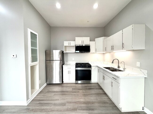 Foto del edificio - Cozy, perfectly located 2 bedroom unit in San Diego!