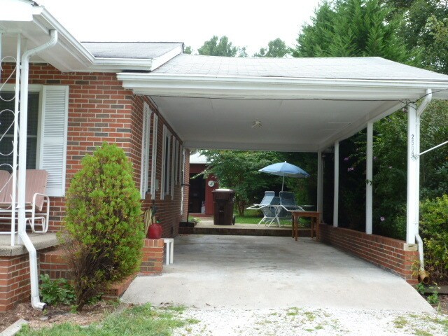 Building Photo - Cute 2 bedroom in Great Location!!