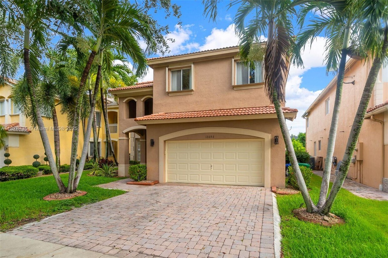 Foto principal - 13333 SW 31st St