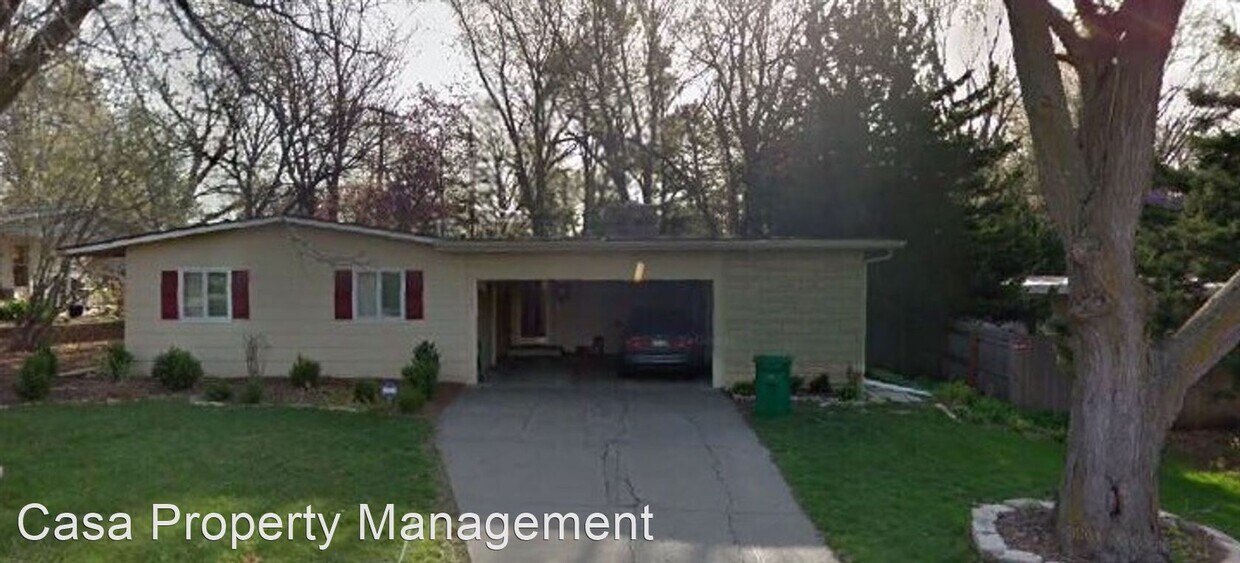 Foto principal - 3 br, 2 bath House - 1120 Eastridge Dr