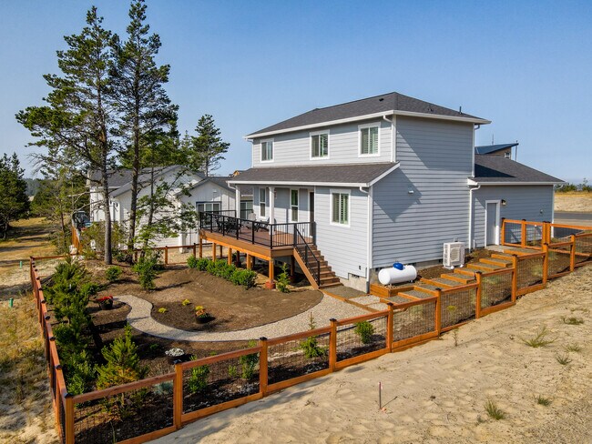 Building Photo - 510 Seaview Dr