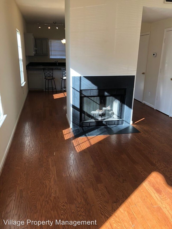 Building Photo - 2 br, 2.5 bath House - 2734 Linmar Ave