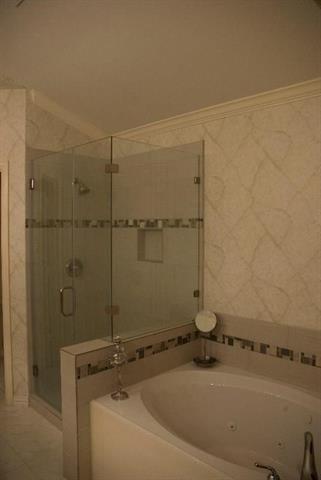 Foto del edificio - 7702 Brookview Ct
