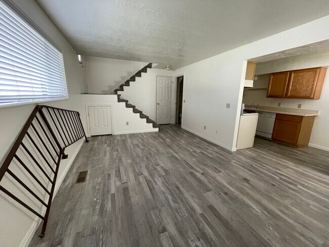 Foto del edificio - 237 W 1000 N