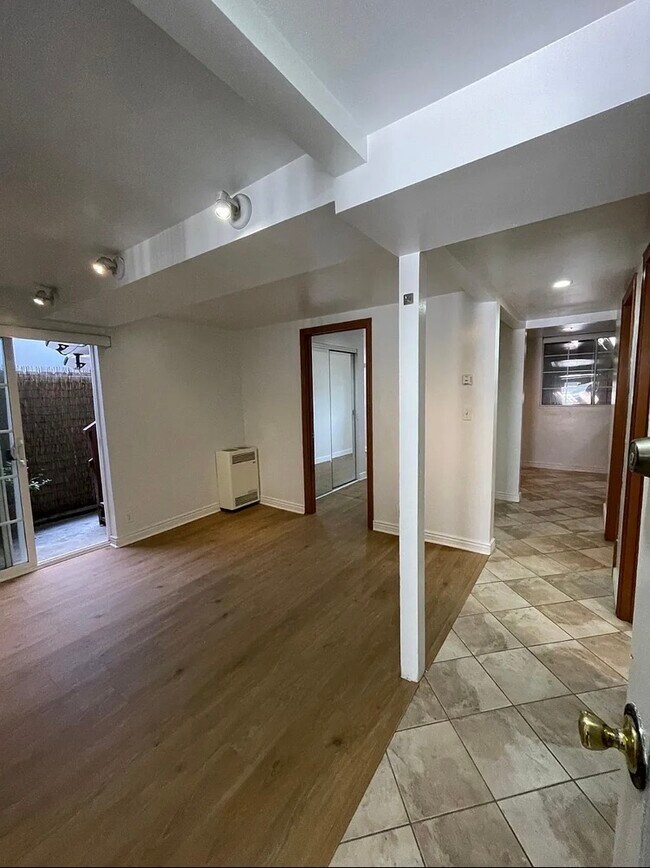 Foto del edificio - 201 Moonstone St