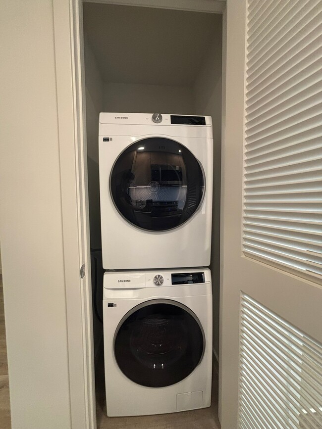 Photo - 102 NW 30th St Apartment