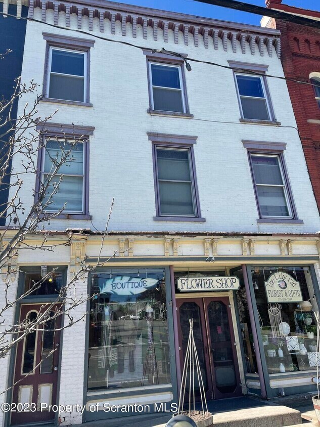 Foto principal - 206 Church St