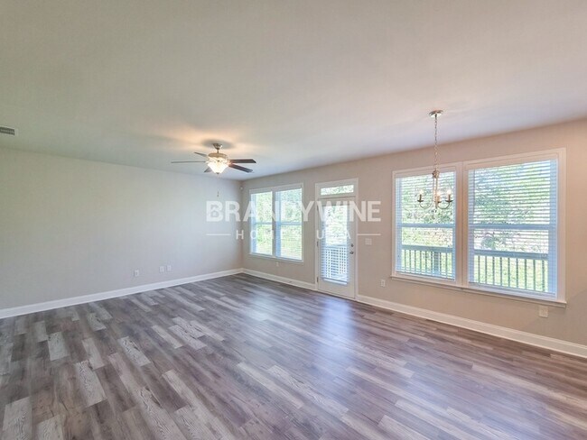 Foto del edificio - 1116 E Shoreview Rd