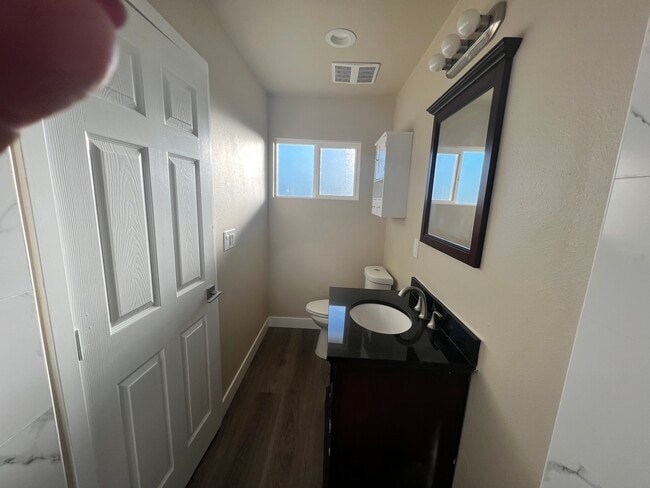 Building Photo - 8822 O'Melveny Ave