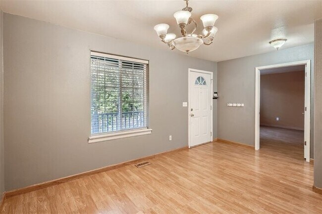 Foto del edificio - 18911 101st St Ct E, Bonney Lake, WA, 98391