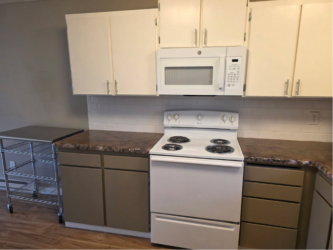 Building Photo - 990 S 11th St