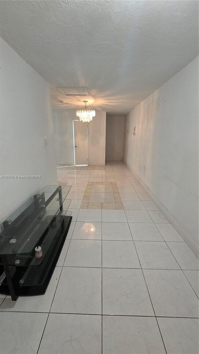 Foto del edificio - 15120 SW 87th Ave