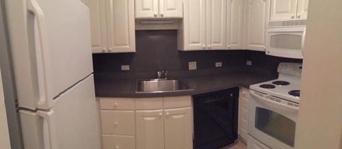 Building Photo - 1530 Beacon St