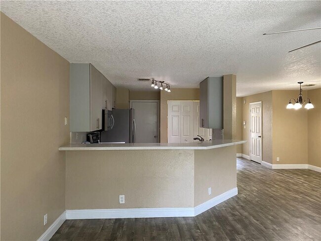Foto del edificio - 8549 W Southgate Shores Cir