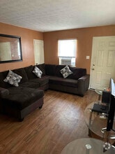 Building Photo - 1275 Farley Dr