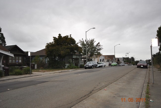Other 11/2011 - 1251 MacArthur Blvd
