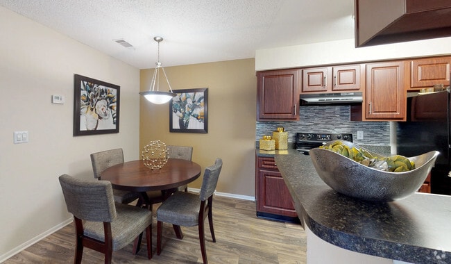 Dining Room - Timberlake Apartments