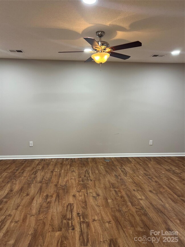 Building Photo - 17053 Turning Stick Ct