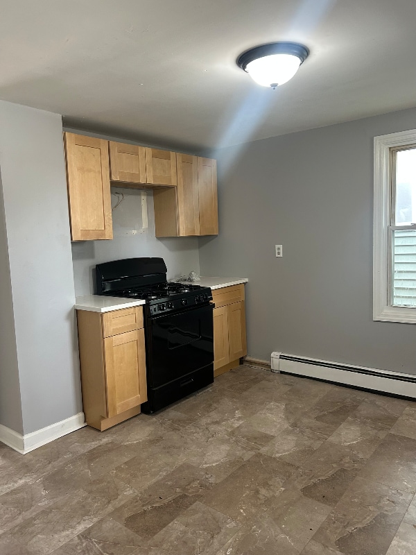 Building Photo - 207 Drummond Ave