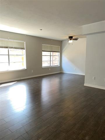 Building Photo - 8067 Meadow Rd