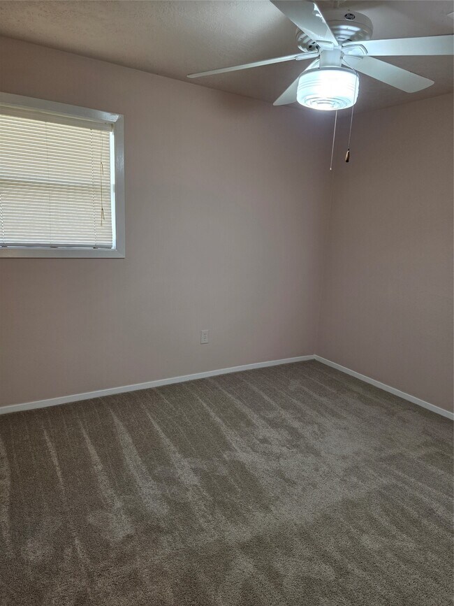 Foto del edificio - 4218 Ember Ln