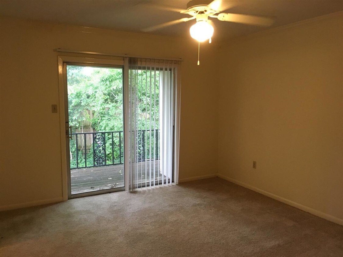 Foto principal - 786 Belhaven St
