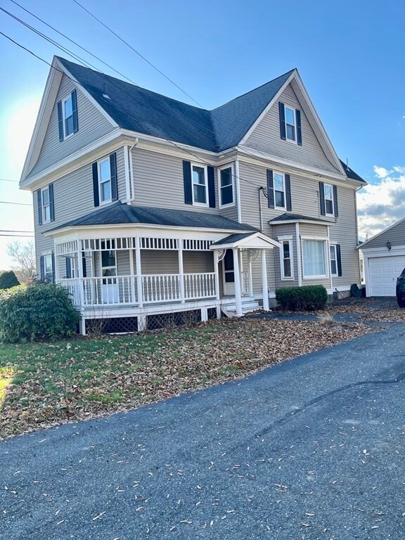 277 Read St Unit 2, Attleboro, MA 02703 Room for Rent in Attleboro