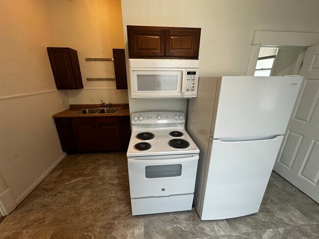 Foto del edificio - 1402 Prospect Ave
